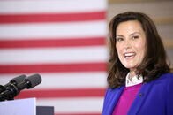 トランプを批判し「狙われた」美人知事のさらなる受難