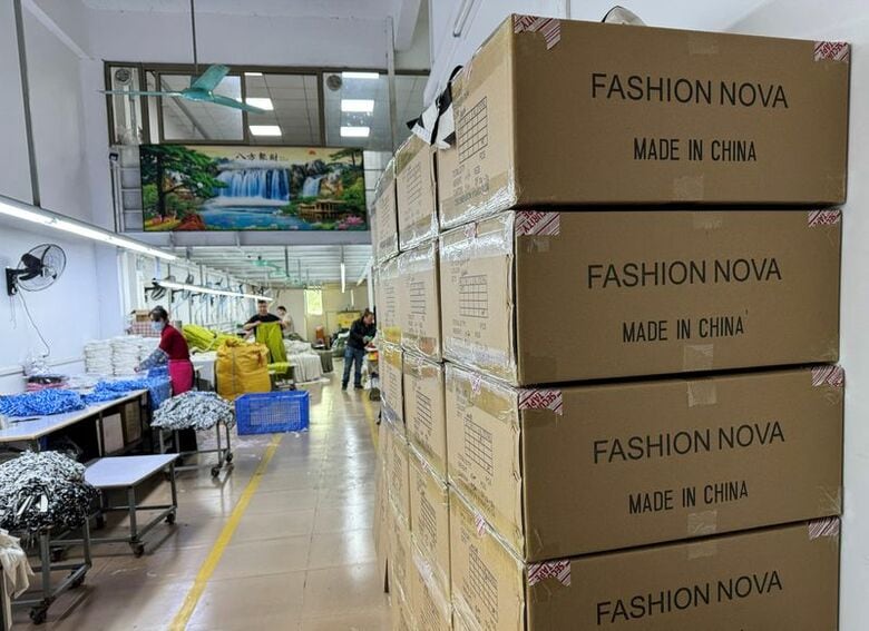写真は2025年4月、広東省広州市の衣料品工場で撮影。REUTERS/Sophie Yu