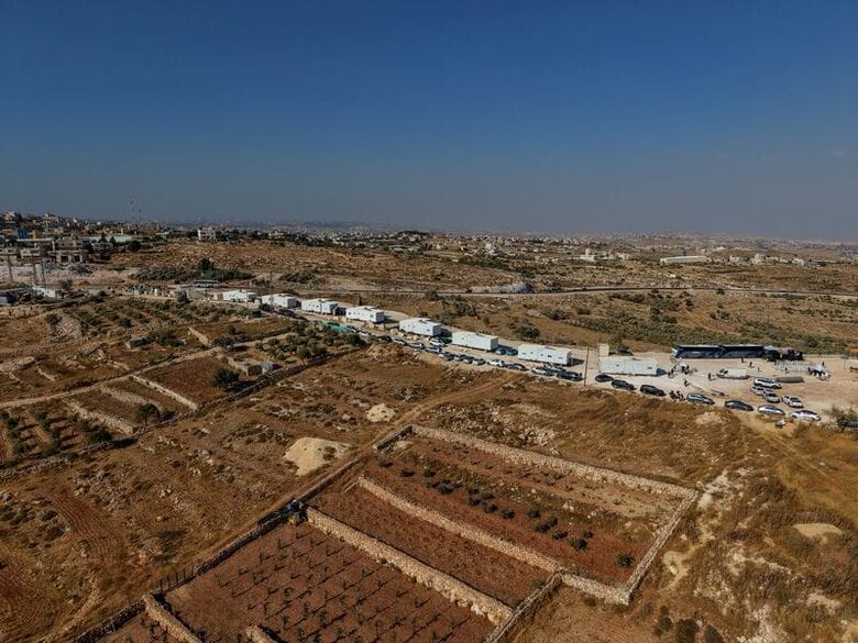 イスラエルの新入植地マアレ・アルゴット。9月2日、ドローンで撮影。 REUTERS/ Dedi Hayun