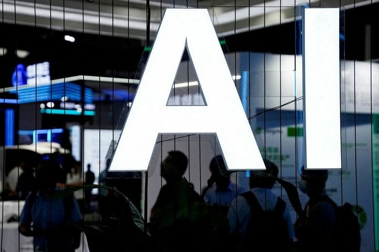 2023年7月6日、中国・上海で開催された世界人工知能会議で撮影。REUTERS/Aly Song