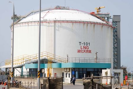台湾・桃園にある液化天然ガス輸入施設。2026年3月撮影。REUTERS/Ann Wang