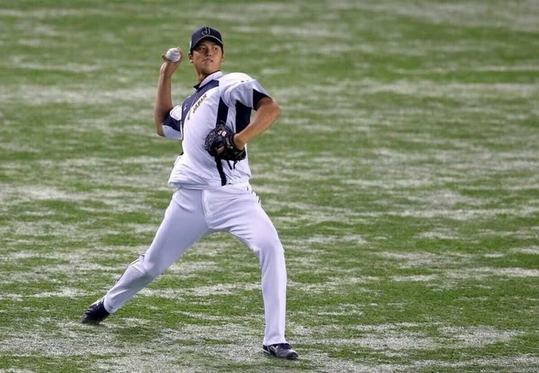 １０月７日　関西大学の宮本勝浩名誉教授は７日、米大リーグ、大谷翔平選手の２０２４年の経済効果は１１６８億１１８１万円に達するとの試算を公表した。写真は２０１４年１１月、都内で撮影（２０２４年　ロイター／Toru Hanai）