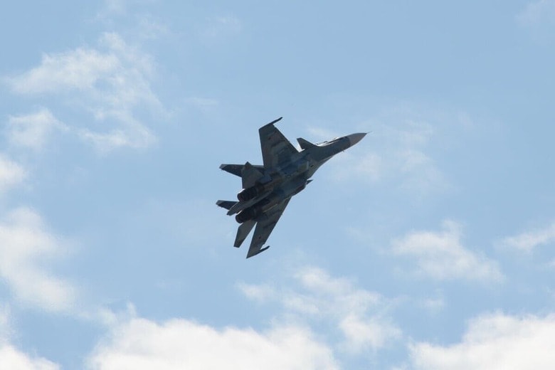 Free Wind 2014／Shutterstock