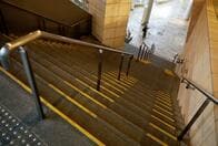 コロナショックに直撃された非正規女性　仕事失い生活も苦しく