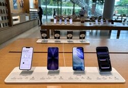 ＡＩサービス「アップル・インテリジェンス」、中国当局に登録