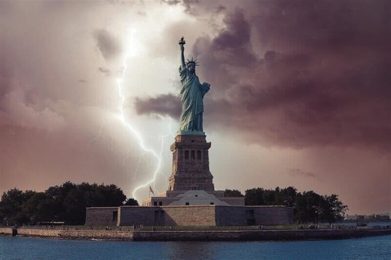 FTiare -shutterstock-