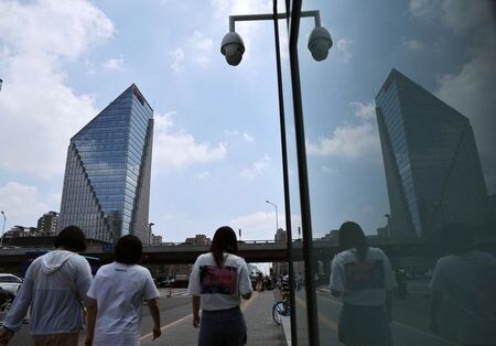 中国財政省が１７日発表した１─７月の財政収入は増値税還付の影響を除外したベースで前年比３．２％増加した。北京で７月撮影。（2022年　ロイター/Tingshu Wang）