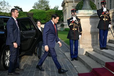 　４月１８日、ルビオ米国務長官（写真）はロシアとウクライナの和平合意が成立する明確な兆候が見られなければ、米国は数日以内に合意仲介を停止することになると述べた。写真は１７日、パリで代表撮影（２０２５年　ロイター）