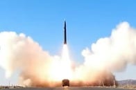 【動画】移動式発射台から発射される「東風17」ミサイルと見られる映像