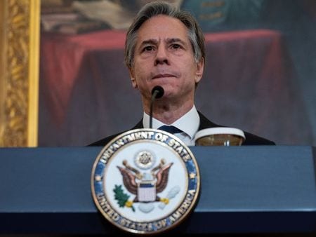 １１月１０日、ブリンケン米国務長官（写真）は欧州がエネルギー不足に陥る中、ロシアが天然ガス供給を政治手段として利用する兆候に注目していると表明した。ワシントンの国務省で５日代表撮影（２０２１年　ロイター）