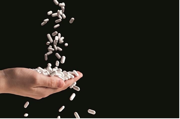 価格は魅力的なジェネリック医薬品だが……IA_64／ISTOCKPHOTO