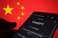 中国からはアクセス不可に...共産党政権がChatGPTを恐れる理由と、中国発AIの脅威