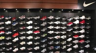「後発だった」ナイキがスニーカー市場でトップになった理由