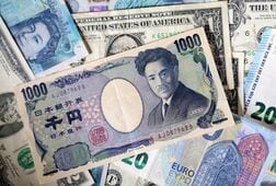 ＮＹ外為市場＝円が対ドル・ユーロで上昇、追加介入に注目