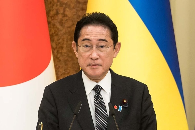 ウクライナのゼレンスキー大統領と会談した岸田文雄首相（2023年3月21日、キーウ）　paparazzza-Shutterstock