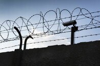 中国獄中で忘れられるアメリカ人