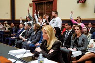 エプスタイン資料公開をめぐり攻防...米司法長官、下院で証言