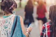 ソーシャルメディアはアメリカの少女たちから何を奪ったか