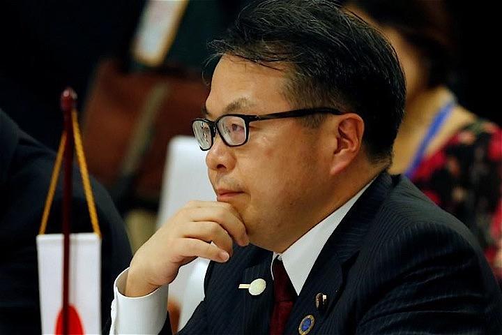 世耕弘成経済産業相（写真）は対韓輸出規制について、23、24日にジュネーブで開かれる世界貿易機関（WTO）の一般理事会も含め、関係各国に説明する考えを示した。写真は河北省で2017年2月撮影（2019年　ロイター／Thomas Peter）