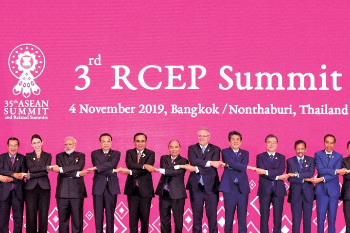 RCEPの交渉妥結に向けてバンコクに集まった各国首脳（11月4日）　LIU ZEHN-CHINA NEWS SERVICE-VCG/GETTY IMAGES