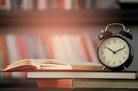 2、3冊の同時並行読みを15分──「5つの読書術」を半年続けることで表れる変化とは？