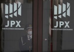 日経平均は4日ぶり反落、前日の反動や見極めムードで