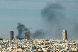 イラン戦争の行方を読む──「3つの結末シナリオ」と「様子見」サウジが進むべき道