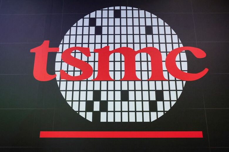 写真は台湾積体電路製造（ＴＳＭＣ）のロゴ。7月16日、台北で撮影。 REUTERS/Ann Wang