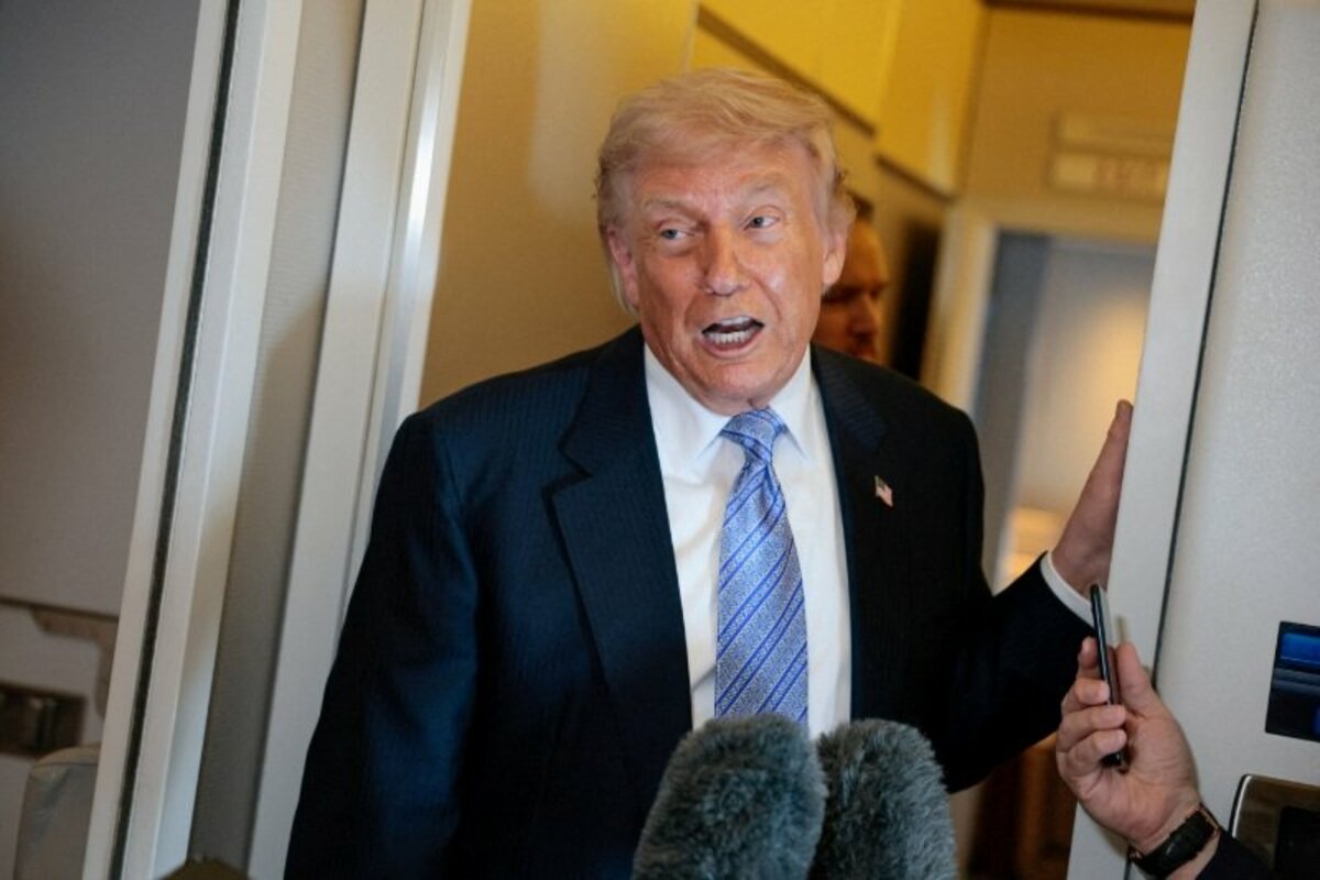 トランプ大統領、銀行の外国籍住民の情報収集案で後退 | ニューズ