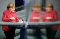 メルケル演説が示した知性と「ガースー」の知性の欠如