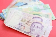 シンガポール、インフレ率低下で年内にも追加緩和か