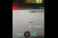 【動画】ウクライナ軍ドローンが撮影した、上空に浮かぶ「謎の円盤」...新型兵器か、UFOか！？ 「空中に静止している」