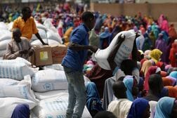 ＵＳＡＩＤ解体から1年、対外援助支出の維持・拡大支持が78％に＝世論調査