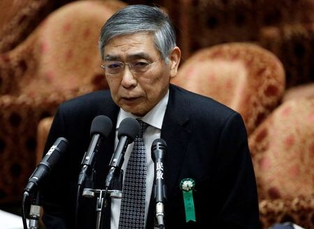 　４月７日、日銀の黒田東彦総裁（写真）は、参院決算委員会で「金融緩和が実現するには、長期金利にかかるリスクプレミアムがある程度安定していることが前提になる」と語った。写真は都内で２０１８年２月撮影（２０２１年　ロイター／Toru Hanai）
