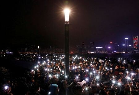 　香港で昨年、反政府デモが激化した際、香港警察とともに中国人民武装警察（武警、ＰＡＰ）がデモの現場で状況を監視していたことが関係者の話で明らかになった。写真は昨年１２月に行われた反政府デモ（２０２０年　ロイター／Navesh Chitrakar）