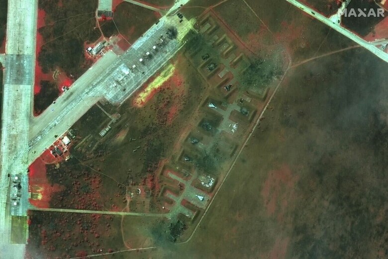 攻撃を受けたサキ空軍基地の赤外線写真（8月10日）　Maxar Technologies/Handout via REUTERS