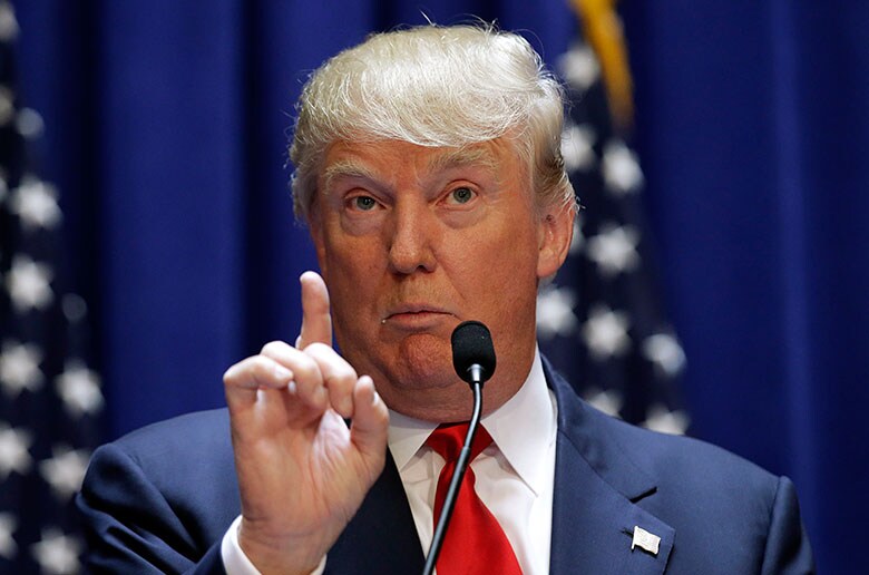 常に「カツラ疑惑」が向けられる不自然すぎる髪型もトランプ人気の理由の一つ　Brendan McDermid-REUTERS