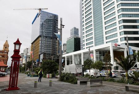 オーストラリア・ニュージーランド銀行（ＡＮＺ）が２８日発表した９月のニュージーランド（ＮＺ）企業信頼感は、高インフレへの懸念がくすぶる中でも、今後１年間の経済改善を予想した回答が悪化予想を上回った。写真は、ニュージーランド・オークランドのビジネス地区。２０２３年７月２０日に撮影。（２０２３年　ロイター／David Rowland）