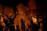 ミネソタ州黒人死亡、逮捕した元警官を殺人容疑で訴追　検察｢最短で立件｣