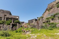 ドラマ「海に眠るダイヤモンド」で再注目...軍艦島の超過密空間のリアル「島の社交場」として重宝された場所は？