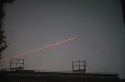 ドローンをレーザーで次々と撃破…トルコが公開した「未来の兵器」の驚くべき映像