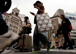 8月小売業販売額は前年比＋2.7％＝経産省