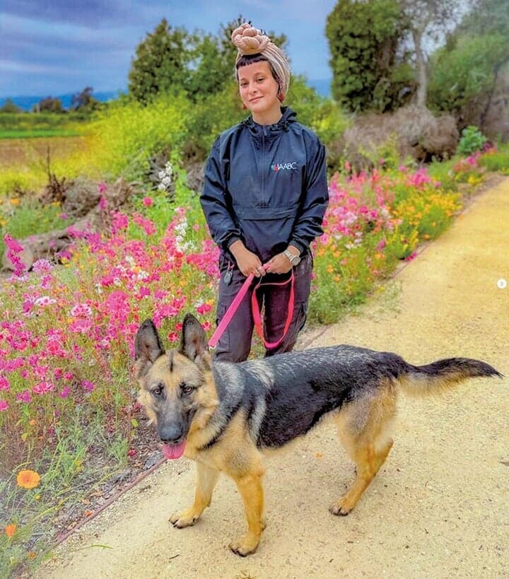 マレーナ・ピアセンザと保護犬