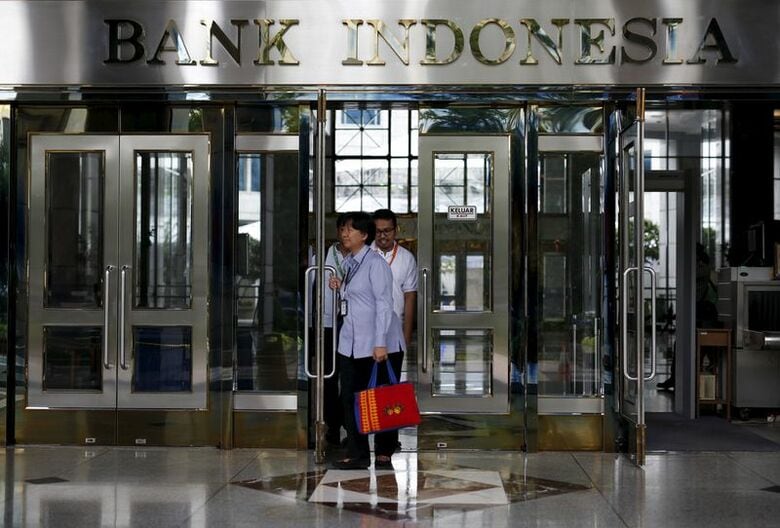 ジャカルタにあるインドネシア銀行で2015年12月撮影。 REUTERS/Darren Whiteside