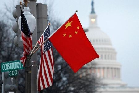 １２月１７日、米トランプ政権が中国などへのハイテク技術の輸出管理に向けて進める規則案の策定が大詰めを迎えていることが分かった。ロイターが入手した文書によると、規則案は５項目からなり、量子計算や３次元（３Ｄ）プリントといった技術に対象が絞り込まれている。写真は２０１１年１月、ワシントンで（２０１９年　ロイター／Hyungwon Kang）