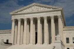 米下院、最高裁判事を9人に制限する憲法改正案を否決