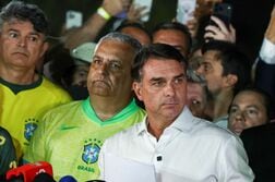 ブラジル大統領選敗北のボルソナロ氏、米へ出国か　旅券提出命令応じず＝関係筋