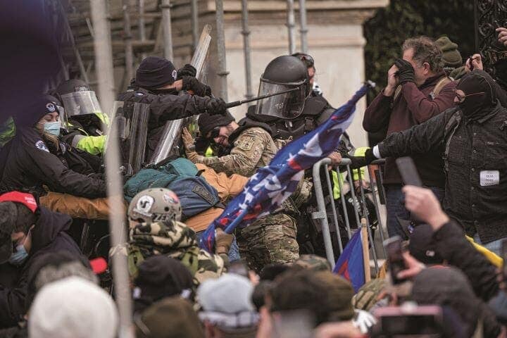 21年1月にはトランプ支持者が連邦議会議事堂を襲った