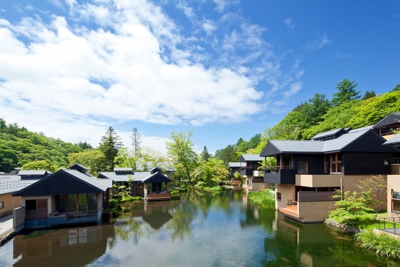 「星のや軽井沢」施設全景