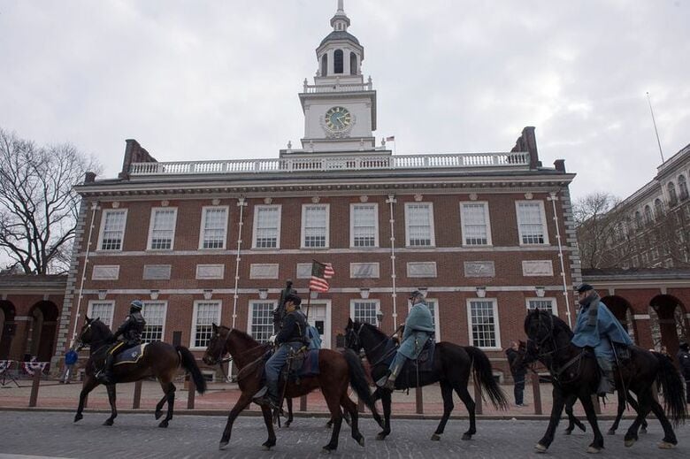 写真はフィラデルフィアの独立記念館。2015年2月撮影。REUTERS/Charles Mostoller